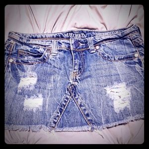 Decree mini skirt